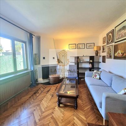 MML-Zeleno brdo-211m2-kuća sa 3 stambene jedinice