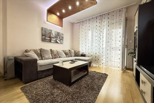 Prodajemo 2.0 stan, kod Đeram pijace, 48m2