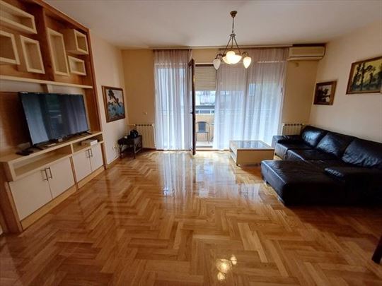 Renoviran stan na Vračaru, ID 4590