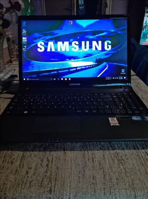 Samsung NP-300E5A - i5 2nd gen/4Gb/dve grafike