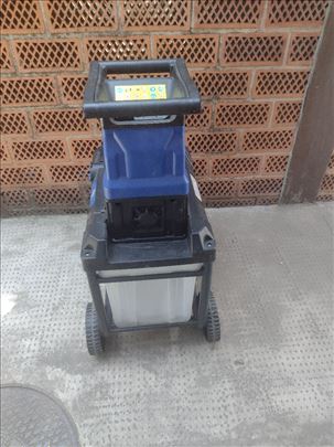 Sečka za grane 2500 W