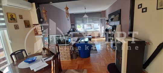 Troiposoban stan 94m2, sa potkrovljem 50m2, Durlan
