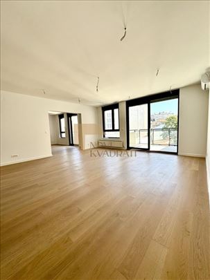 Vaš novi dom u srcu grada – luksuznih 177 m² kod H