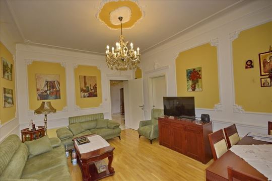 Vračar- salonski lux - Molerova
