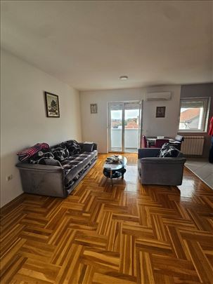 Altina 52m2, namešten