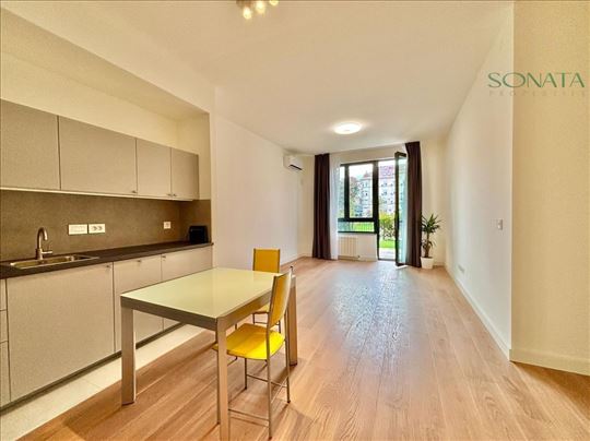 Bw Quartet 3, 3.0  Sa DvoriŠtem, Odmah Useljiv