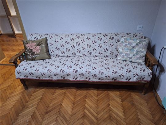 Kauč