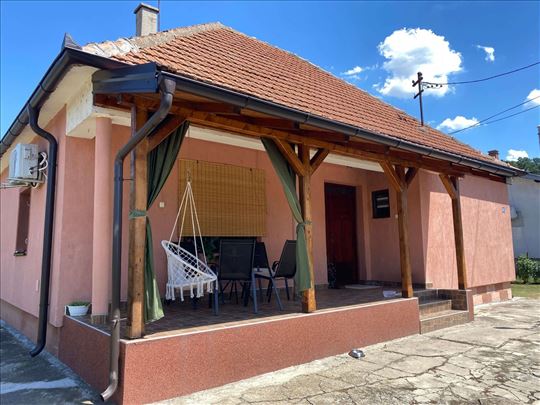 Kuće 94m² i 40m², na 7a placa - Barič, Obrenovac