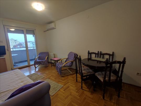 Lep 1.5 stan, 40m2, Sajam