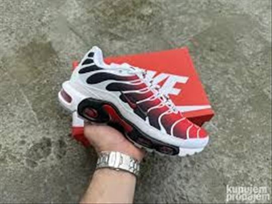 Nike Air Max Plus TN Black Red Double Swooshesl