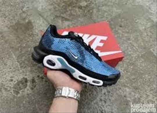 Nike Air Max Plus TN Dot Pattern Black