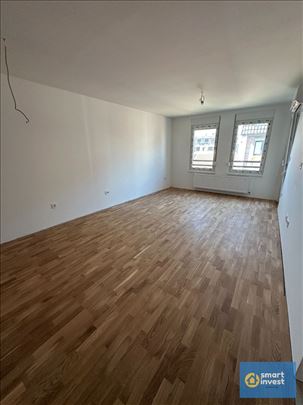 Bez provizije - 2.5 u blizini Narodne bašte!