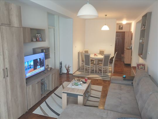 Grbavica, 2.0 dvosoban, 51 m², Hitno!