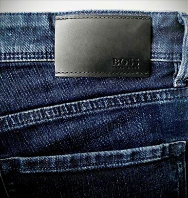 Hugo Boss muške farmerke (32/32, slim, kao nove)