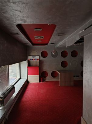 Izdaje se lokal u strogom centru grada