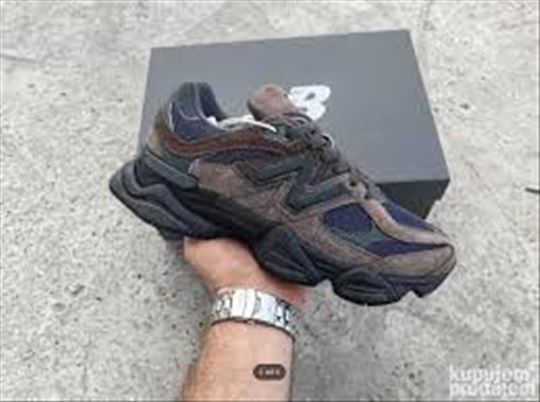 NEW BALANCE 9060 Beef And Broccoli