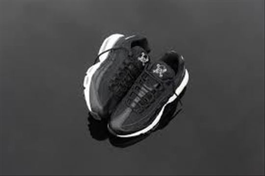 Nike Air Max 95 Rebel Skulls