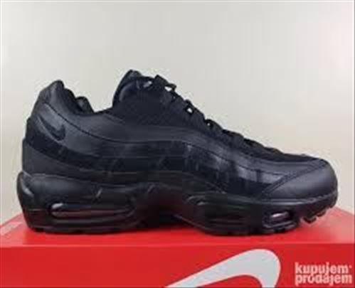 nike air max 95 triple black