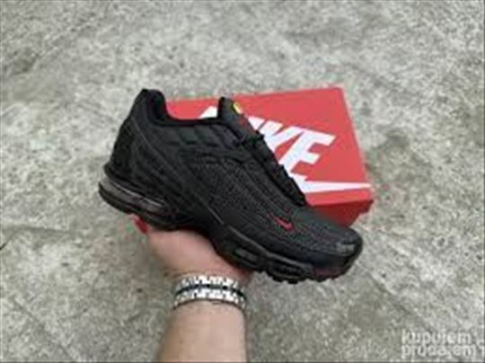 nike air max plus 3 black reflective red