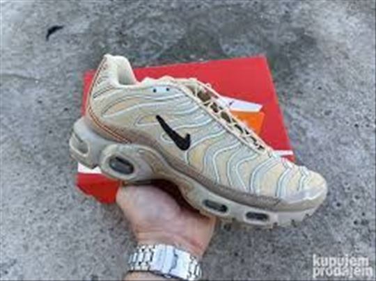 NIKE AIR MAX Plus Sesame