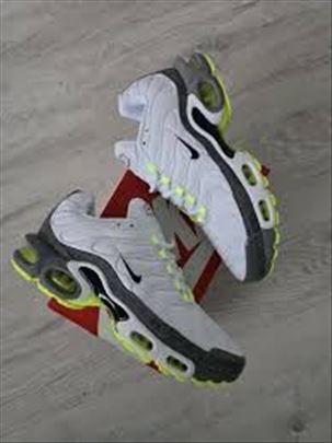 Nike Air Max Plus TN Platinum Gray Reflective