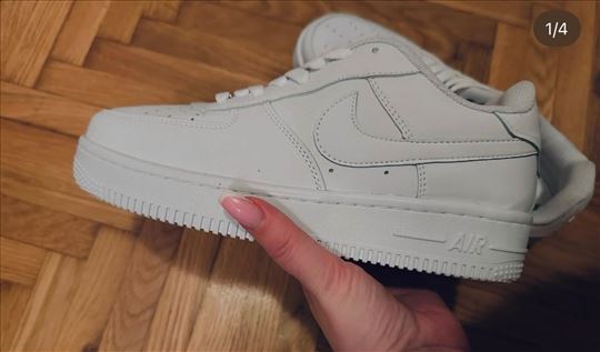 Nove zenske bele patike