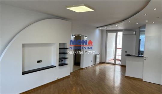 Arena, 123m2, 5.0, lux, retko u ponudi