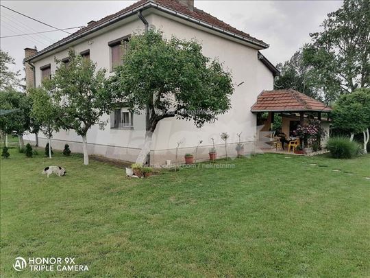 Izdajem kucu- smestaj za radnike