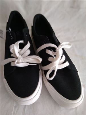 Patike Livergy platnene teget br.43,nove.