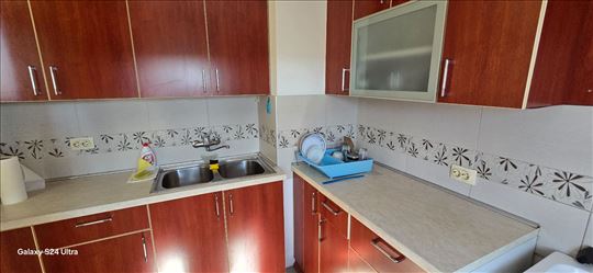 Prazan ili polunamešten ili namešten stan