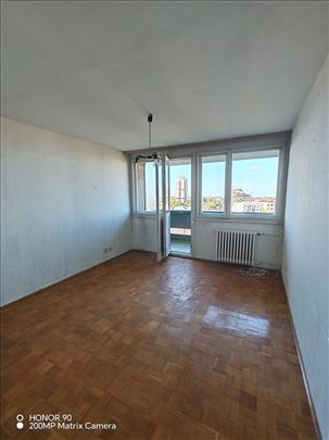 Zemun dvosoban uknjižen