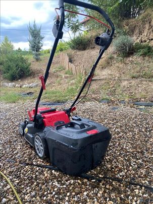 Elektricna kosilica 1800w
