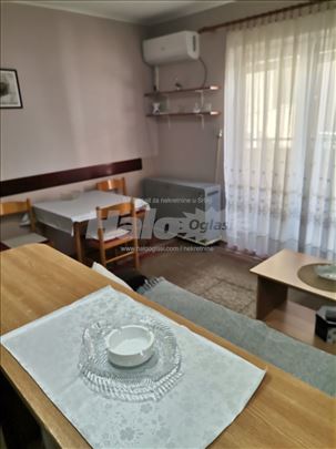 Izdajem garsonjeru 25m2