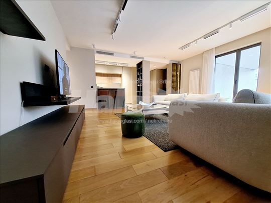 Novi Dorcol  - vrhunski 4.0 stan sa 2 garazna mest