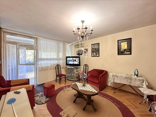 Borča, Milana Toplice, mereno 66m2 ID#12278