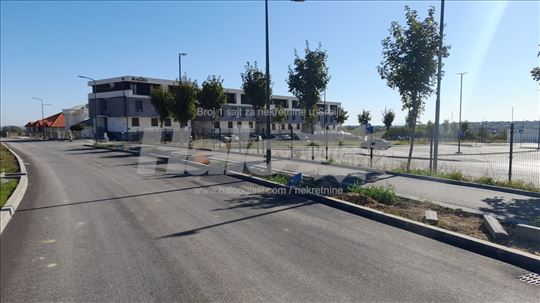 Mišeluk parcela pored bolnice