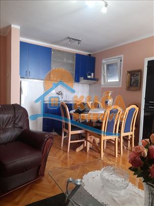 Na prodaju stan 55m2, Pantelej