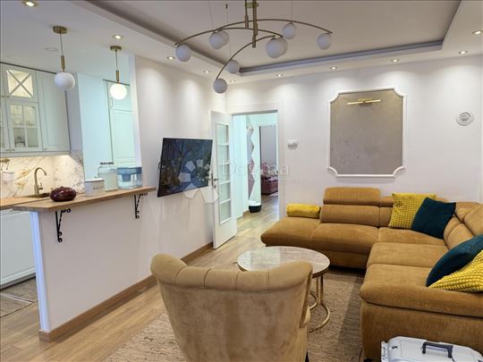 Stan Darvinova pošta, Opština Voždovac, 70 m2