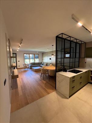 Vračar - Lamartinova – Lux nov 3.0 stan