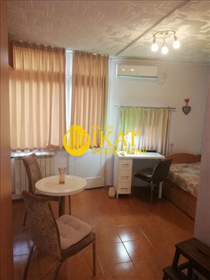 Dorćol, Visokog Stevana, garsonjera 22m2