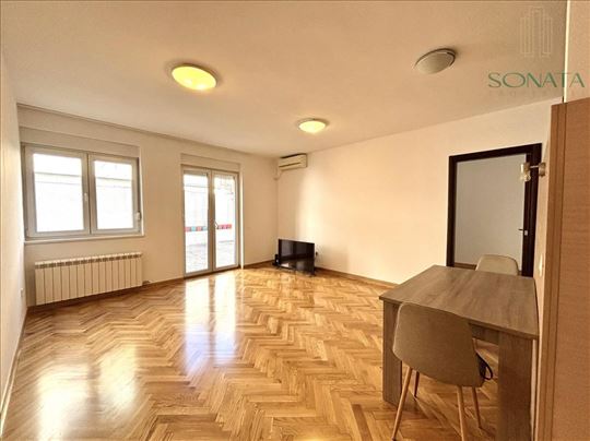 Odličan stan 3.5 spreman za useljenje