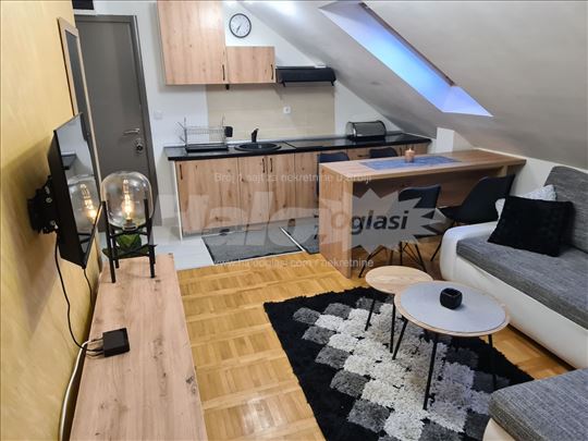Prodajem apartman na Kopaoniku