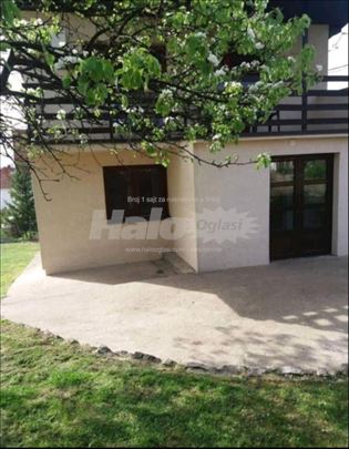 Prodajem kuću 