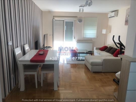 Renoviran, namešten stan, kod Kluza, 2,5