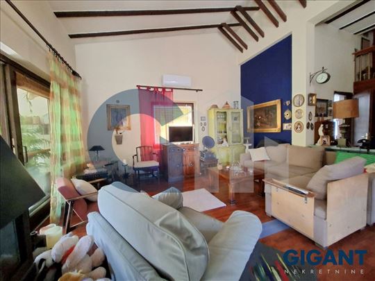 Slavija, 169m2, IV, cg