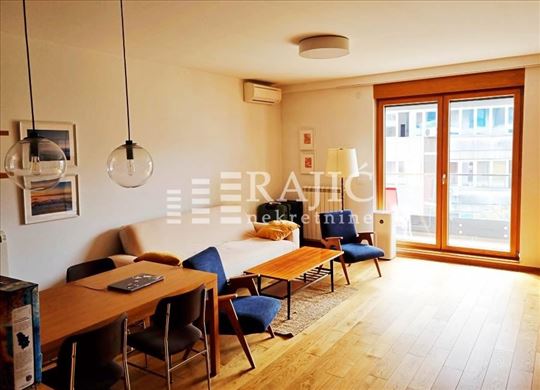 Centar,Knez Danlova,62m2,2.0 #4300