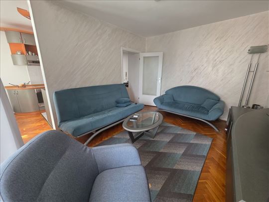 Dvosoban stan na Sajmištu ! Sestara Ninković !