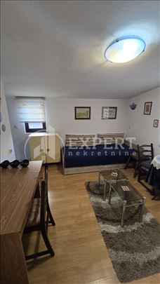 Izdaje se kuća kod Čaira