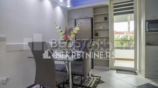 Novi Beograd - Blok 34 carina #64337