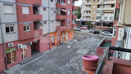 Prelep stan za porodicu, komforan - odmah useljiv 